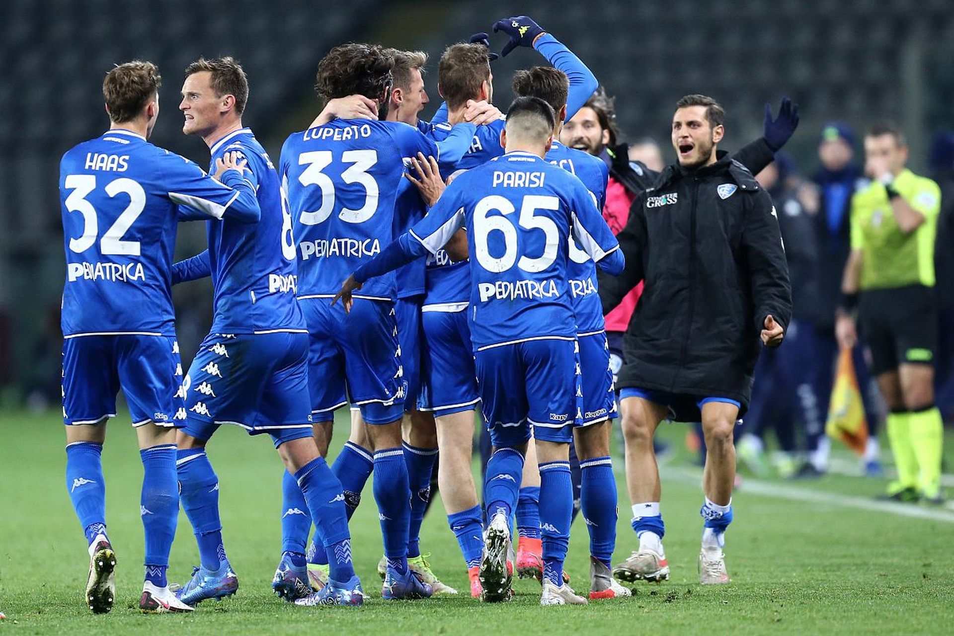 鞭蛇出洞式 鞭蛇出洞式